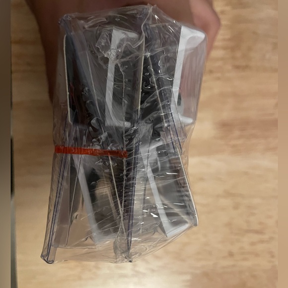 Ardell Falsies Naomi - 4 pairs - Picture 5 of 5